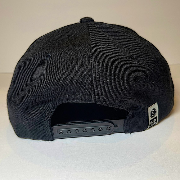 Salty Crew SnapBack Hat - Picture 2 of 3